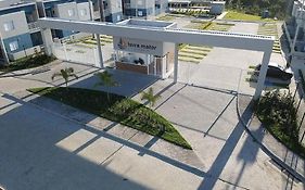 Apartamento 2 quartos condomínio com piscina